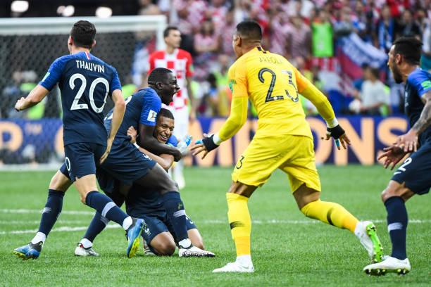 己的财务损 己的财务损