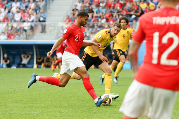 在内线薄弱 在内线薄弱